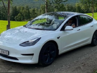 特斯拉Model3展示了它可以牵引最好的车型