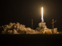 SpaceX继续打破纪录火箭着陆17次用户数量增至200万